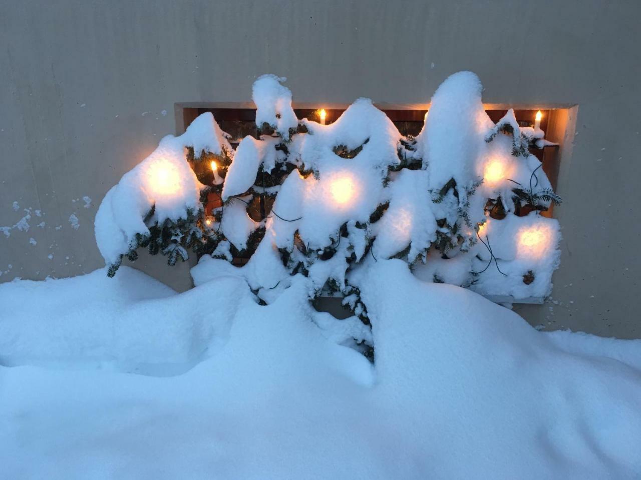 Privatzimmer / Bed & Breakfast Andermatt Exterior photo